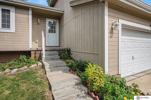 7412 Wyoming Street, Omaha, NE 68122