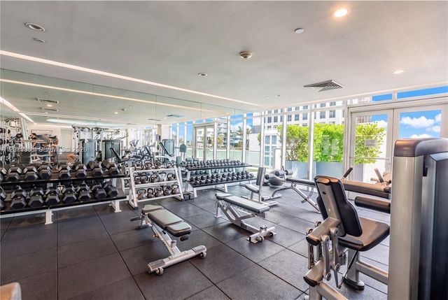55 SE 6th Street 1205, Miami, FL 33131