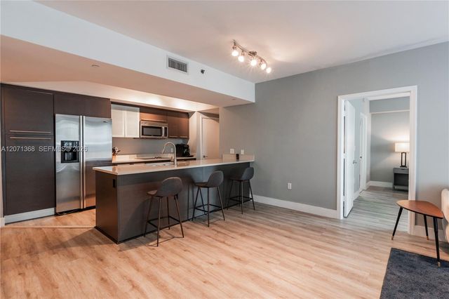 55 SE 6th Street 1205, Miami, FL 33131