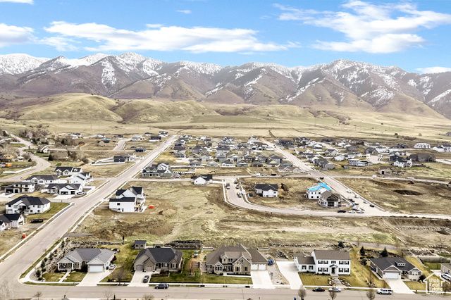 116 N 820 E, Hyde Park, UT 84318