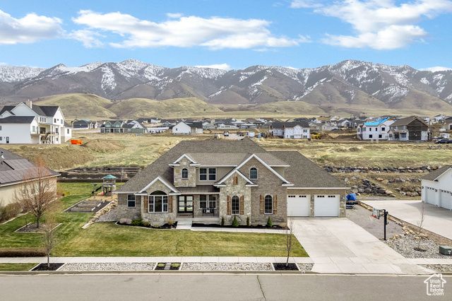 116 N 820 E, Hyde Park, UT 84318