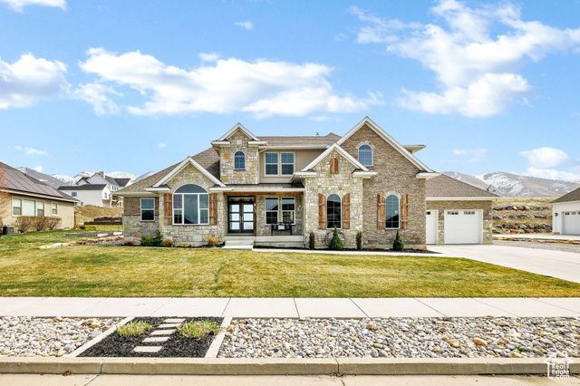 116 N 820 E, Hyde Park, UT 84318