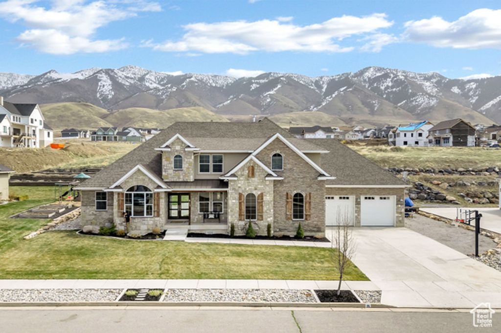 116 N 820 E, Hyde Park, UT 84318