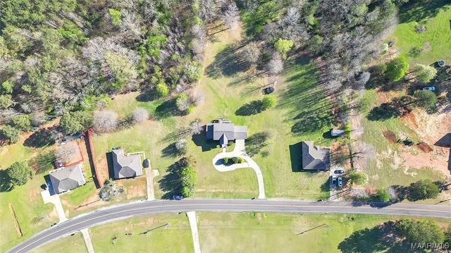 211 Carter Lane, Valley Grande, AL 36703
