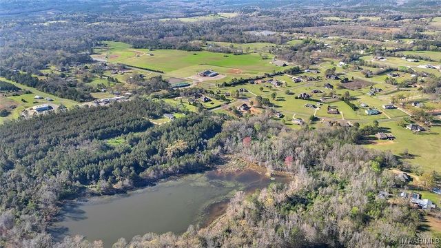 211 Carter Lane, Valley Grande, AL 36703