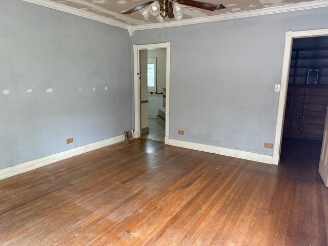 230 9th Avenue N, Texas City, TX 77590