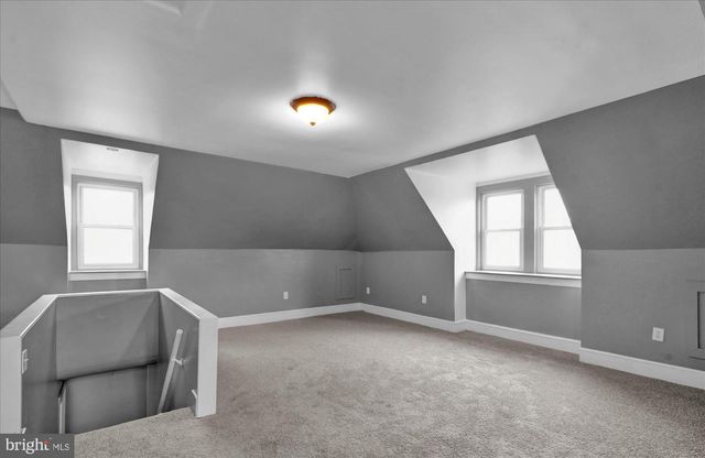 12 INTERVILLA AVE, Reading, PA 19609