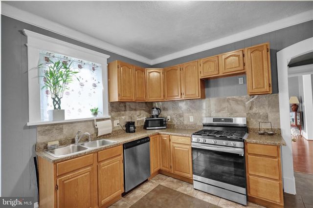 12 INTERVILLA AVE, Reading, PA 19609