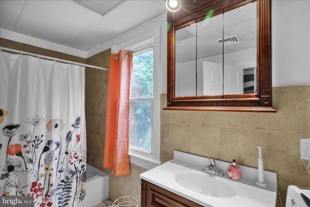 12 INTERVILLA AVE, Reading, PA 19609