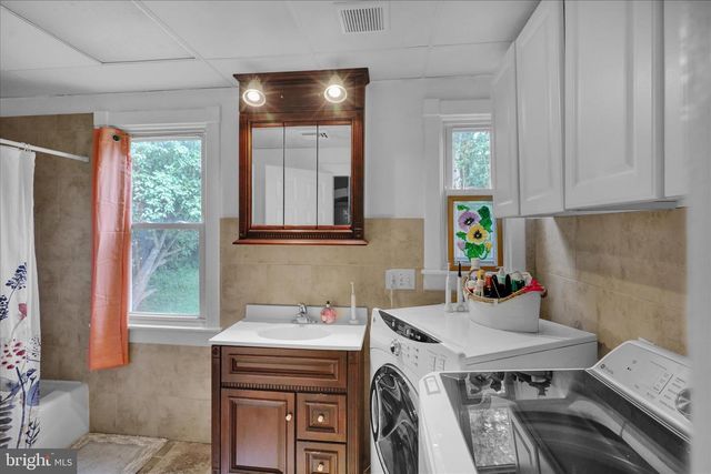 12 INTERVILLA AVE, Reading, PA 19609