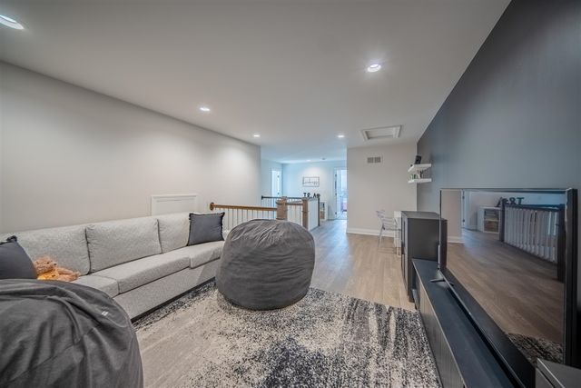 3206 Brackley Drive, Ann Arbor, MI 48105