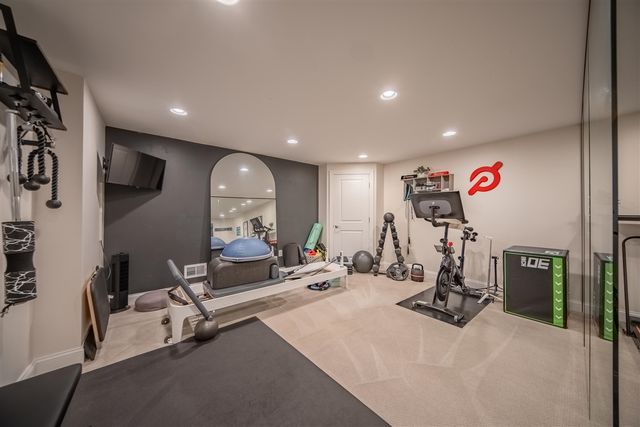 3206 Brackley Drive, Ann Arbor, MI 48105