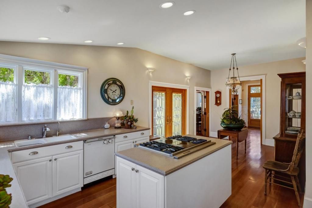 Image 14 of property listing at 131 7th Street, Pacific Grove, CA 93950