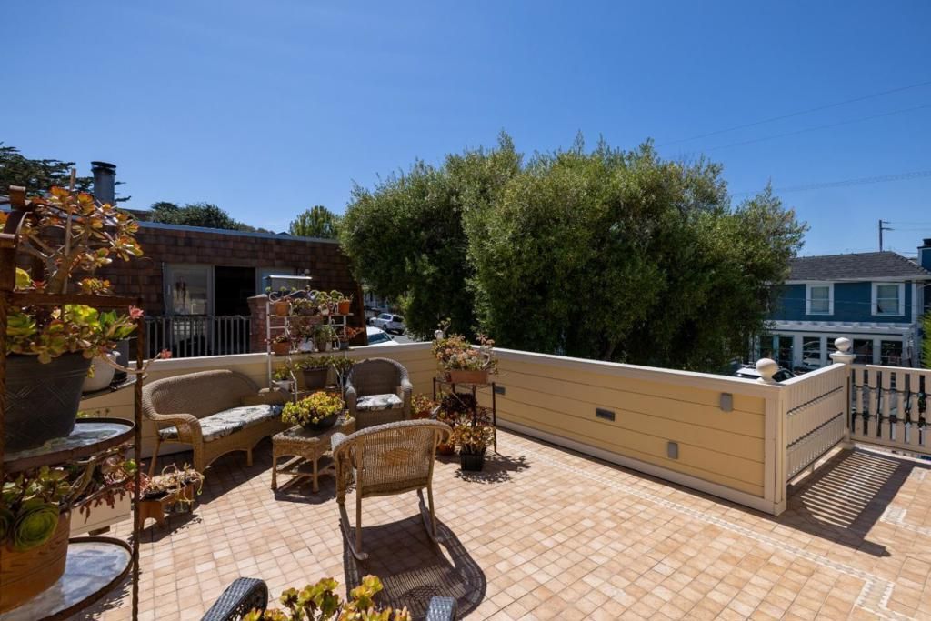 Image 37 of property listing at 131 7th Street, Pacific Grove, CA 93950