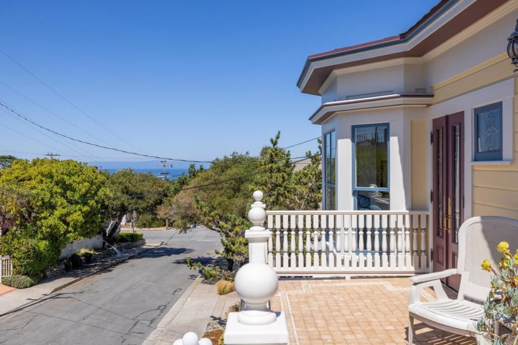 Image 39 of property listing at 131 7th Street, Pacific Grove, CA 93950