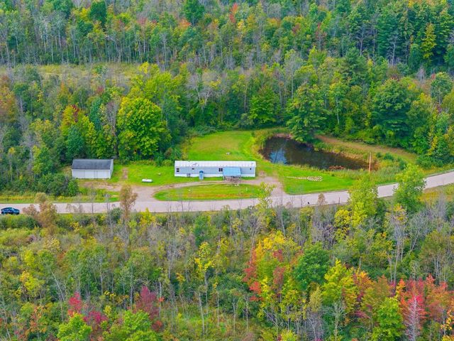 N2461 OLD CEDAR WAY, Peshtigo, WI 54157