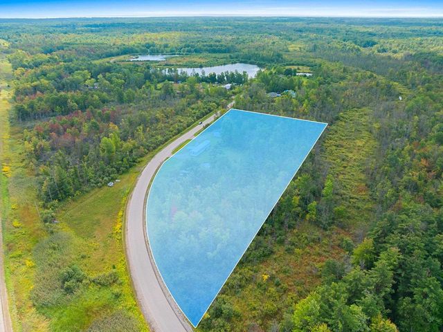 N2461 OLD CEDAR WAY, Peshtigo, WI 54157