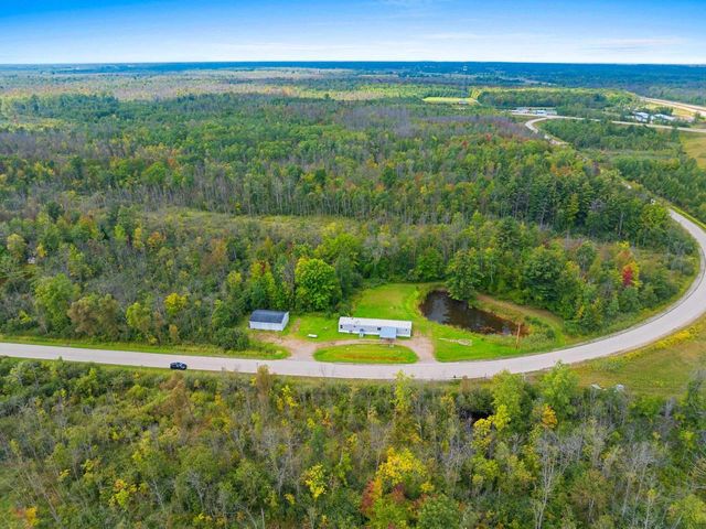 N2461 OLD CEDAR WAY, Peshtigo, WI 54157