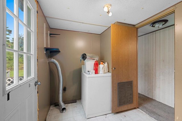 N2461 OLD CEDAR WAY, Peshtigo, WI 54157