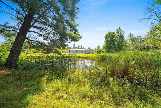 N2461 OLD CEDAR WAY, Peshtigo, WI 54157