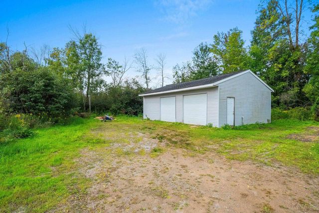 N2461 OLD CEDAR WAY, Peshtigo, WI 54157