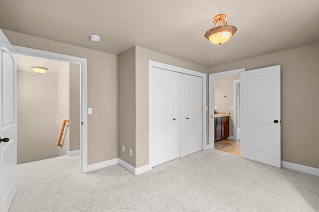 935 Applegate Street, Jacksonville, OR 97530
