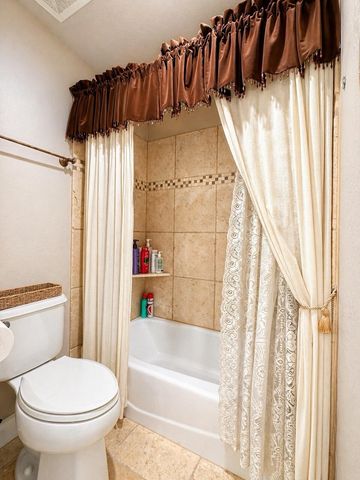 935 Applegate Street, Jacksonville, OR 97530