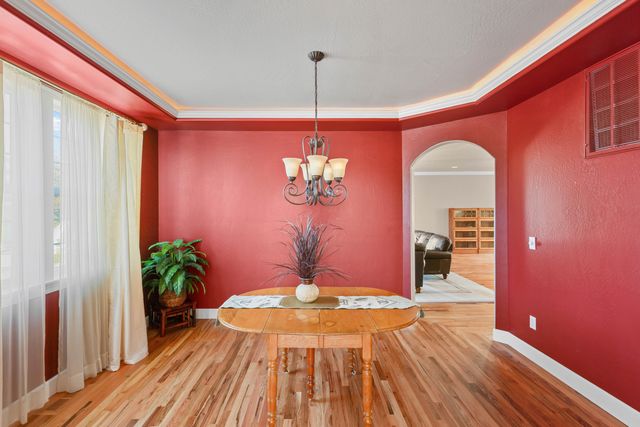 935 Applegate Street, Jacksonville, OR 97530