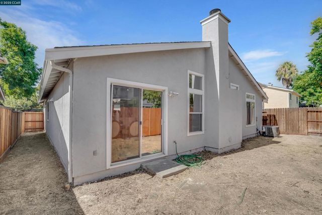 1634 Freed Cir, Pittsburg, CA 94565