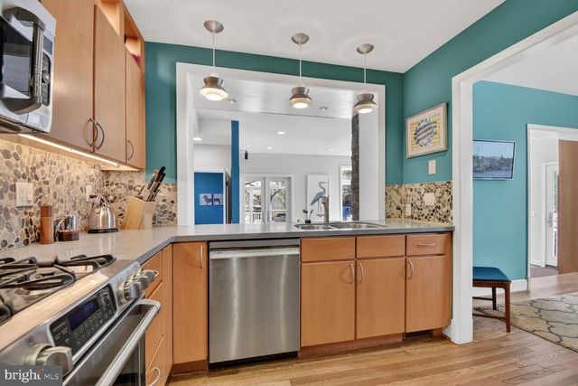 7421 BUFFALO AVE, Takoma Park, MD 20912