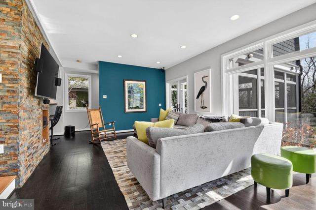 7421 BUFFALO AVE, Takoma Park, MD 20912