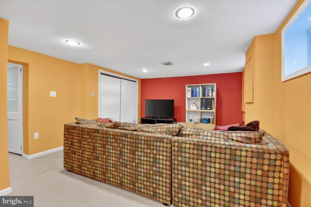 7421 BUFFALO AVE, Takoma Park, MD 20912