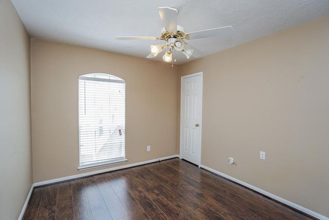 2710 Grants Lake Boulevard E6, Sugar Land, TX 77479