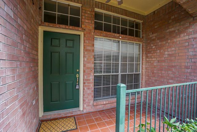 2710 Grants Lake Boulevard E6, Sugar Land, TX 77479