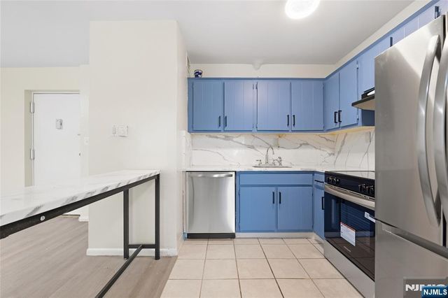 300 Lookout Avenue D2, Hackensack, NJ 07601