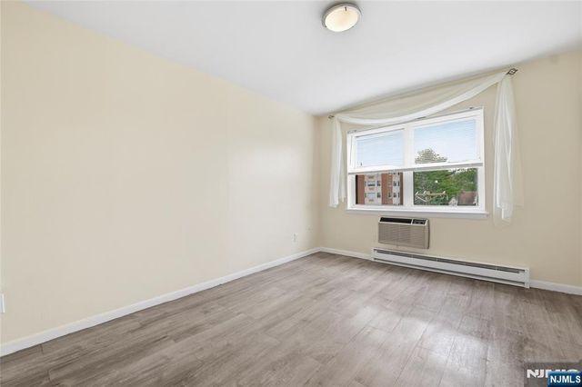 300 Lookout Avenue D2, Hackensack, NJ 07601