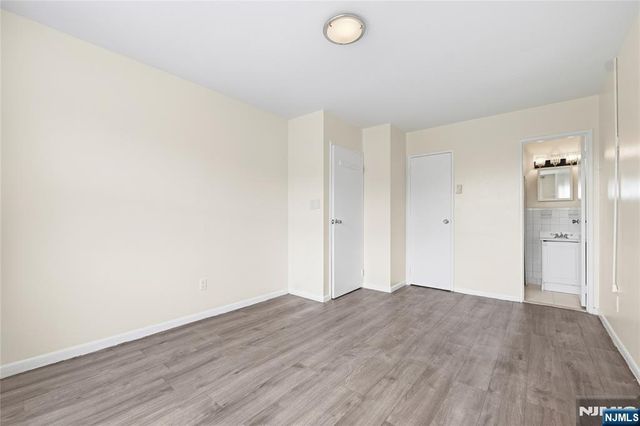 300 Lookout Avenue D2, Hackensack, NJ 07601