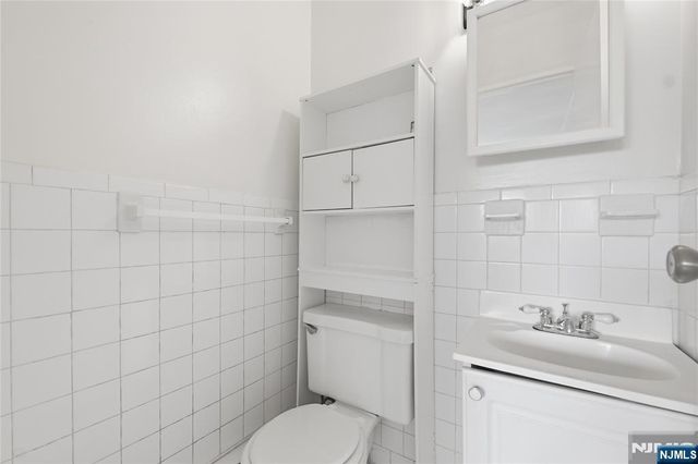 300 Lookout Avenue D2, Hackensack, NJ 07601