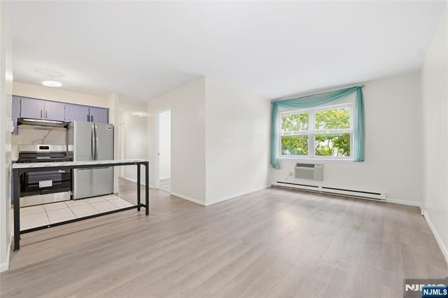 300 Lookout Avenue D2, Hackensack, NJ 07601