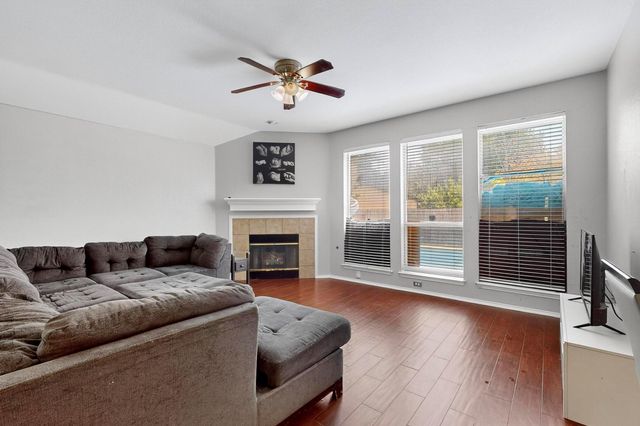 2403 Willow WAY, Round Rock, TX 78664