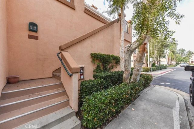 3400 Ladrillo Aisle, Irvine, CA 92606