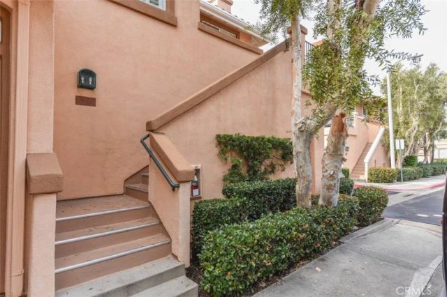 3400 Ladrillo Aisle, Irvine, CA 92606