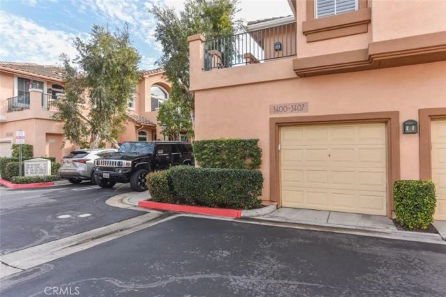 3400 Ladrillo Aisle, Irvine, CA 92606