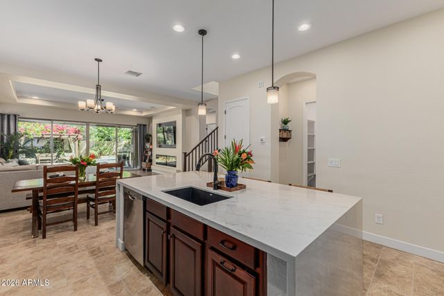 3426 E APPALOOSA Road, Gilbert, AZ 85296