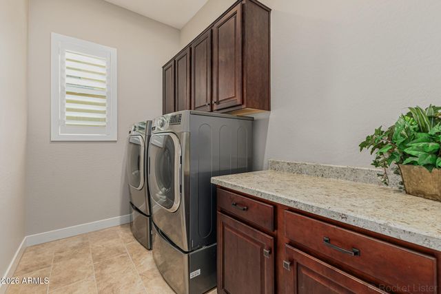 3426 E APPALOOSA Road, Gilbert, AZ 85296