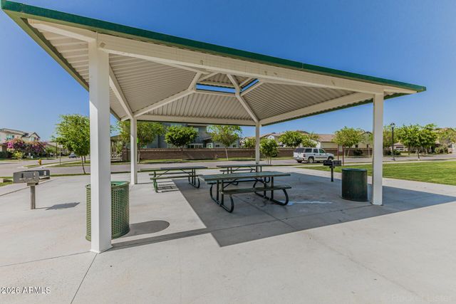 3426 E APPALOOSA Road, Gilbert, AZ 85296