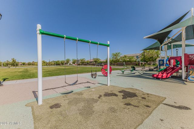 3426 E APPALOOSA Road, Gilbert, AZ 85296