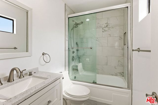 11643 Chandler Boulevard 111, Valley Village, CA 91601