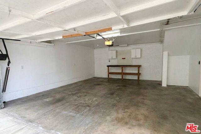 11643 Chandler Boulevard 111, Valley Village, CA 91601