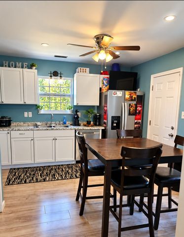454 Cranklen Cir, Clarksville, TN 37042